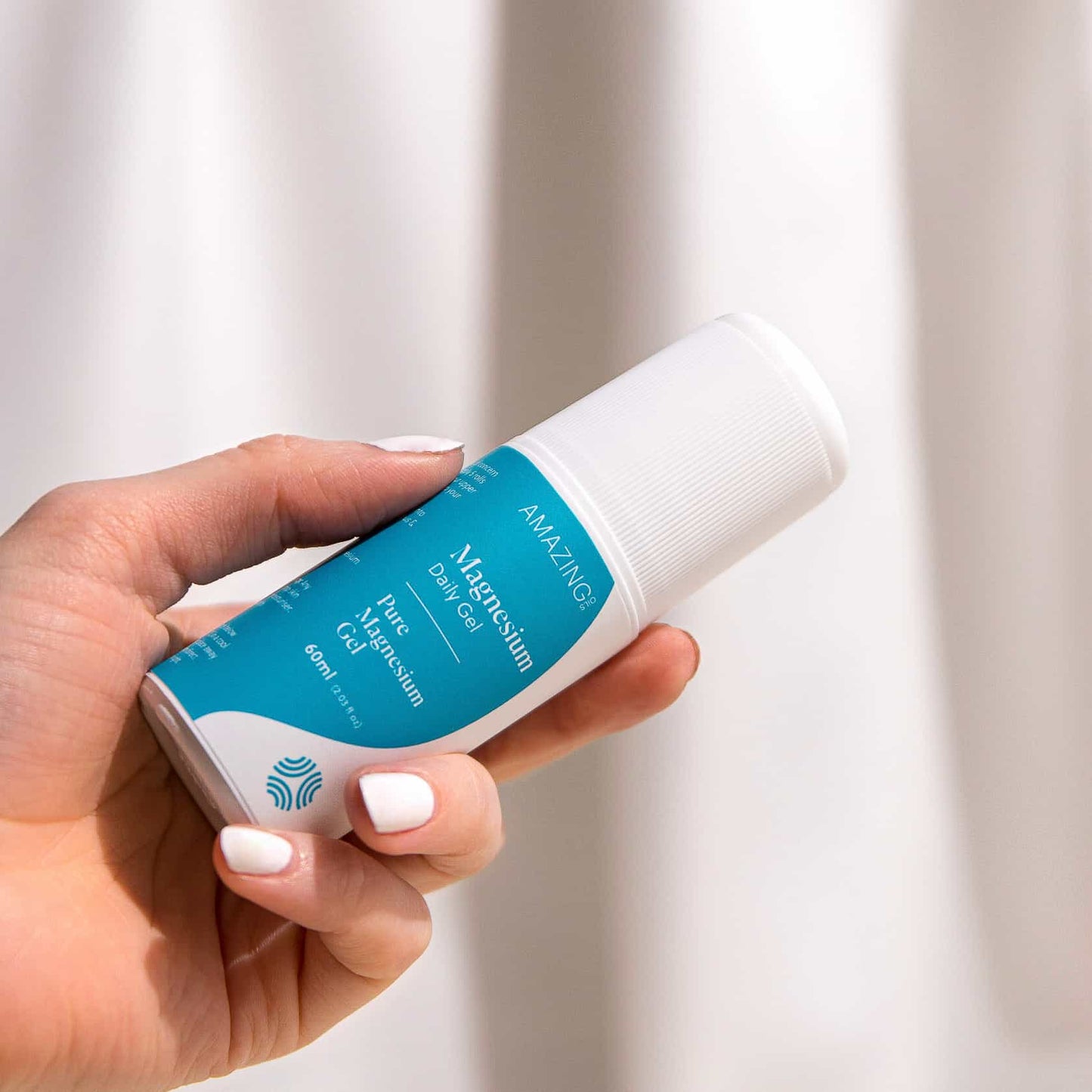 Amazing Oils // Magnesium Daily Gel Pure Magnesium Gel Roll-On