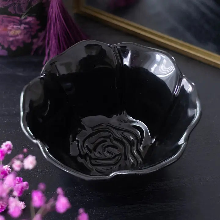Cups, Saucers & Trinket dishes = Wonder imports