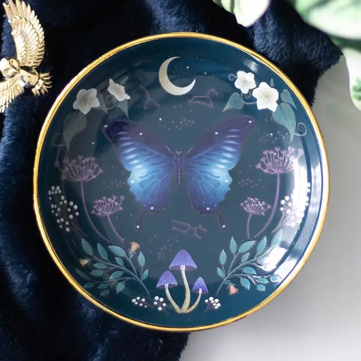 Cups, Saucers & Trinket dishes = Wonder imports